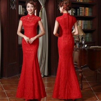 traditional-chinese-red-bridal-lace-cheongsam-wedding